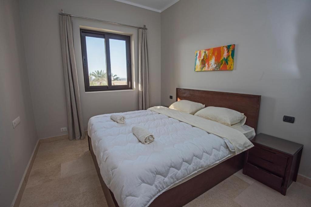A S 2108 / 3 Bedroom